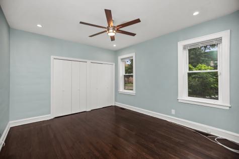 7958 South Luella Avenue Chicago IL 60617