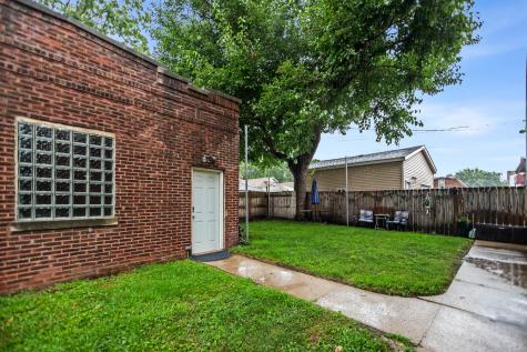 7958 South Luella Avenue Chicago IL 60617