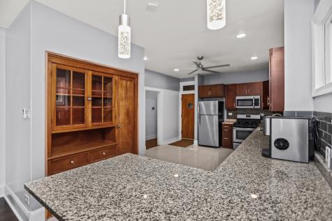 7958 South Luella Avenue Chicago IL 60617