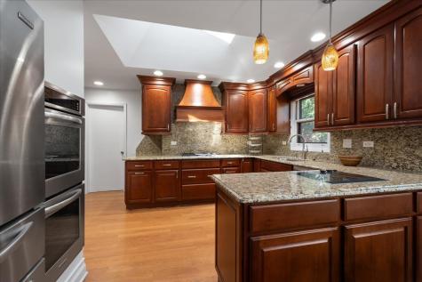 2821 Covert Road Glenview IL 60025