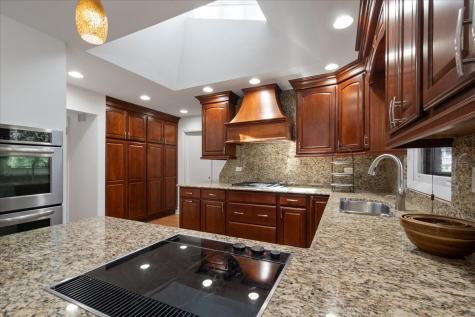 2821 Covert Road Glenview IL 60025