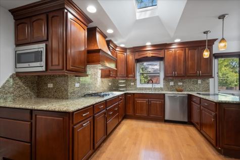 2821 Covert Road Glenview IL 60025