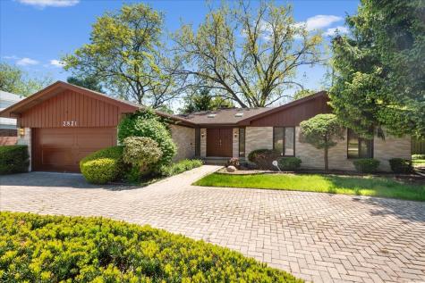 2821 Covert Road Glenview IL 60025