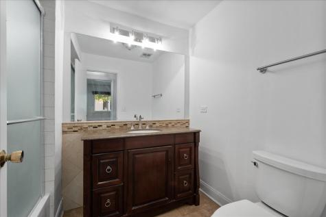 2821 Covert Road Glenview IL 60025