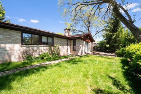 2821 Covert Road Glenview IL 60025