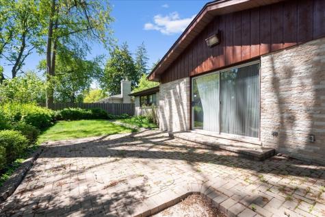 2821 Covert Road Glenview IL 60025