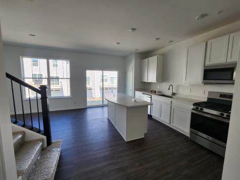 1033 Atterberg Road South Elgin IL 60177