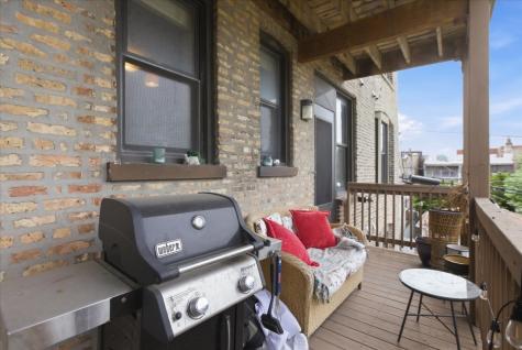 3142 West George Street Chicago IL 60618