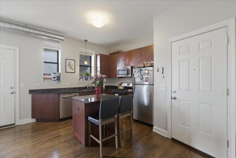 3142 West George Street Chicago IL 60618