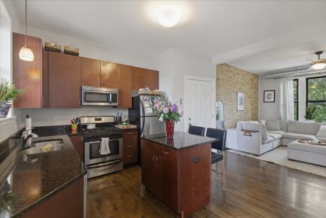 3142 West George Street Chicago IL 60618