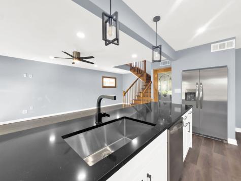 5845 South Sayre Avenue Chicago IL 60638