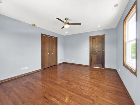 5845 South Sayre Avenue Chicago IL 60638