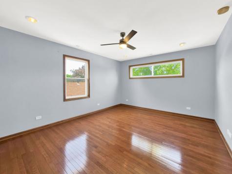 5845 South Sayre Avenue Chicago IL 60638