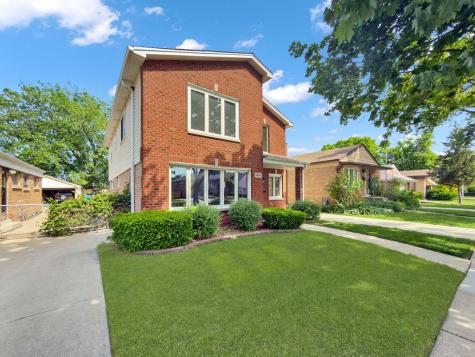 5845 South Sayre Avenue Chicago IL 60638