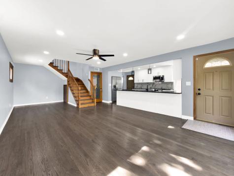 5845 South Sayre Avenue Chicago IL 60638