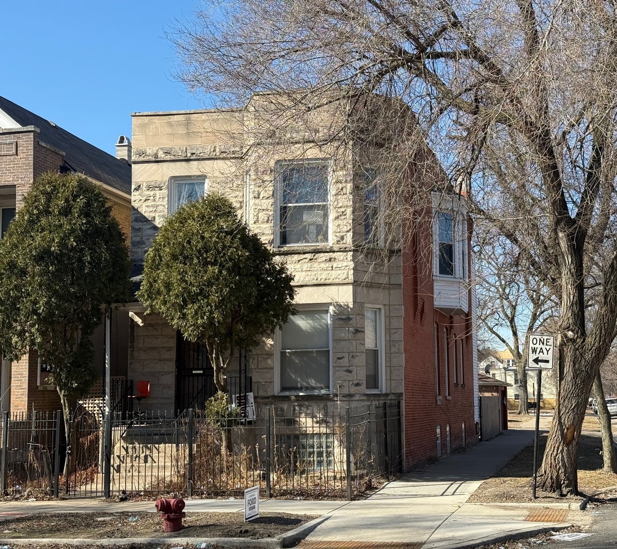856 North Lawndale Avenue Chicago IL 60651