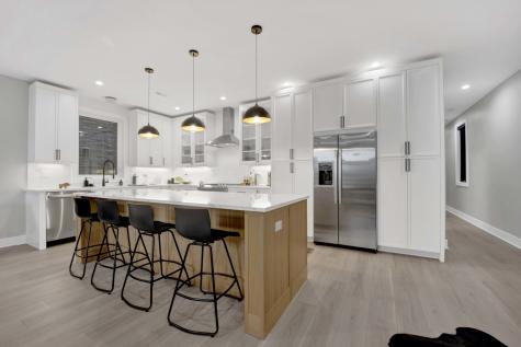 1109 West 16th Street Chicago IL 60608