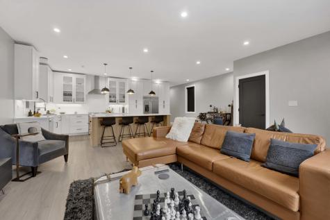 1109 West 16th Street Chicago IL 60608