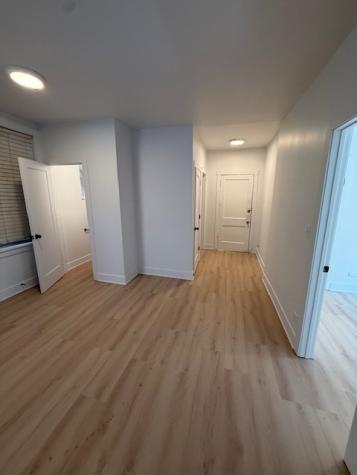 6977 North Bell Avenue Chicago IL 60659