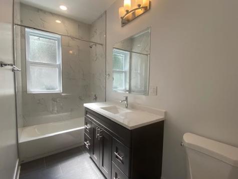 1055 West Columbia Avenue Chicago IL 60626