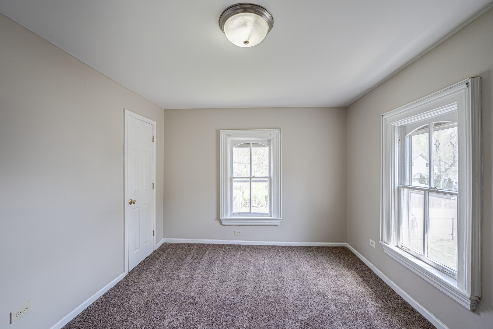 371 Cedar Street Aurora IL 60506