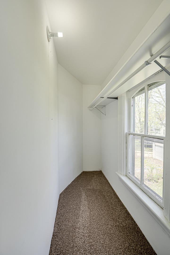 371 Cedar Street Aurora IL 60506