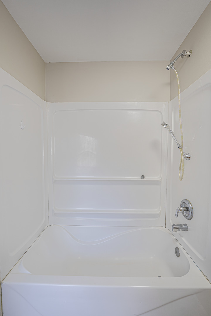 371 Cedar Street Aurora IL 60506