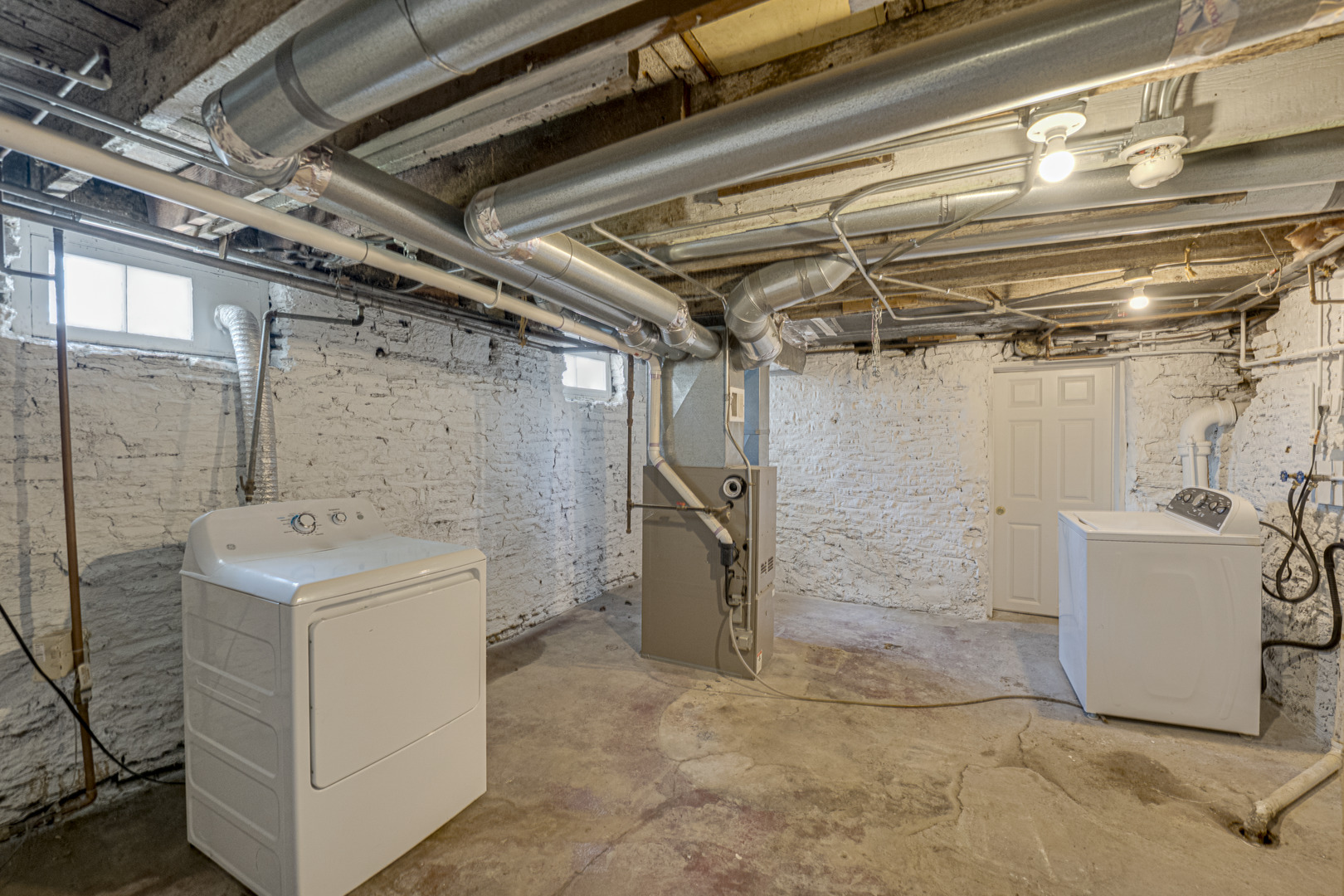 371 Cedar Street Aurora IL 60506
