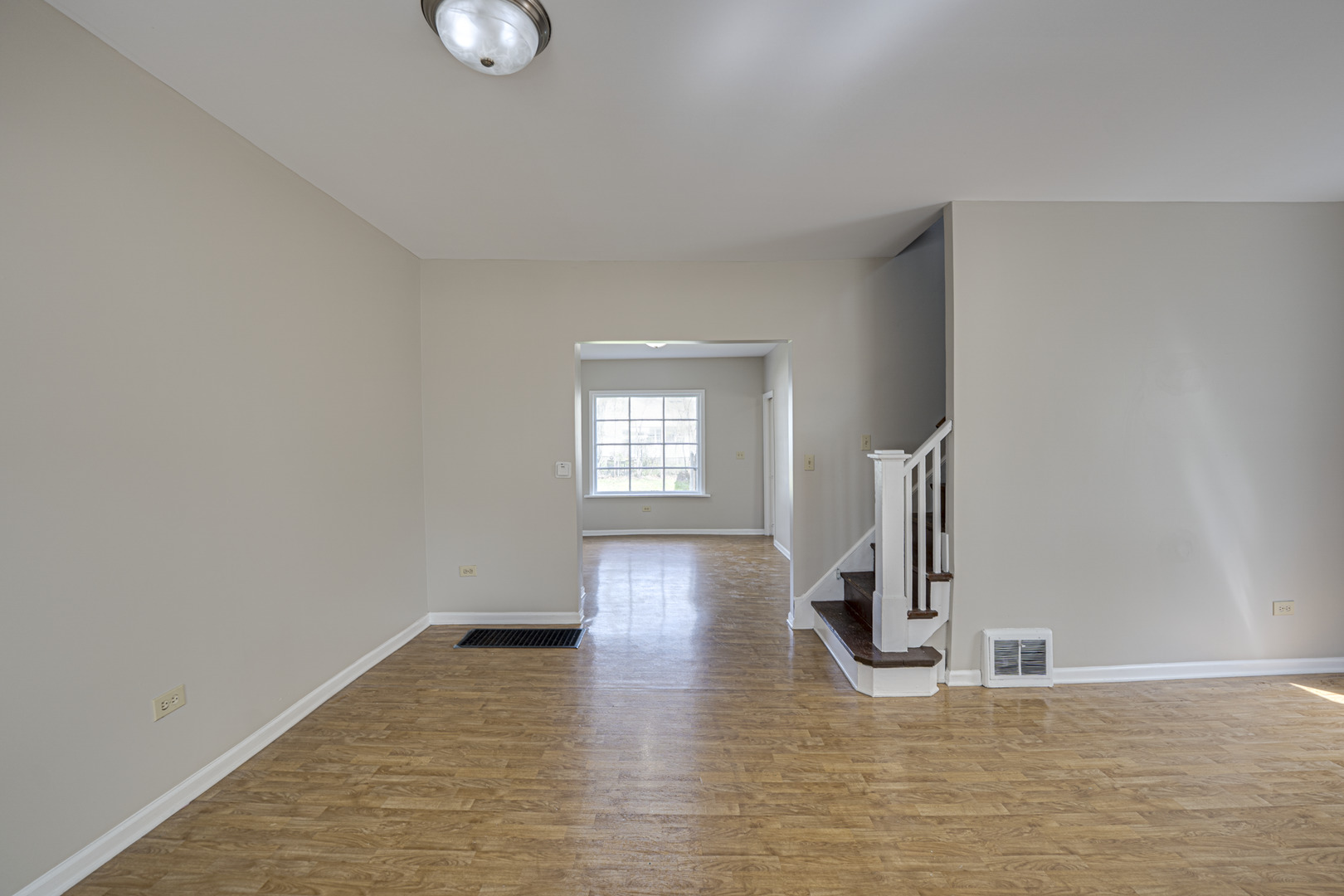 371 Cedar Street Aurora IL 60506
