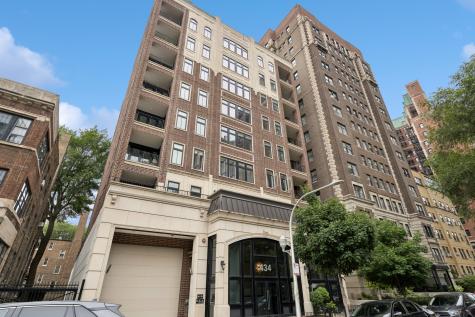 434 West Melrose Street Chicago IL 60657