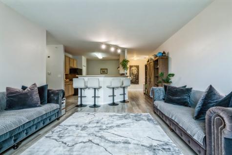 250 Rosehall Drive Lake Zurich IL 60047