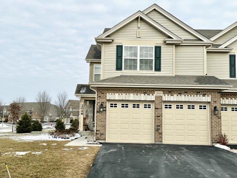 2048 Canyon Creek Court Aurora IL 60503