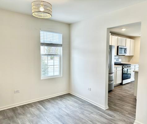 2048 Canyon Creek Court Aurora IL 60503