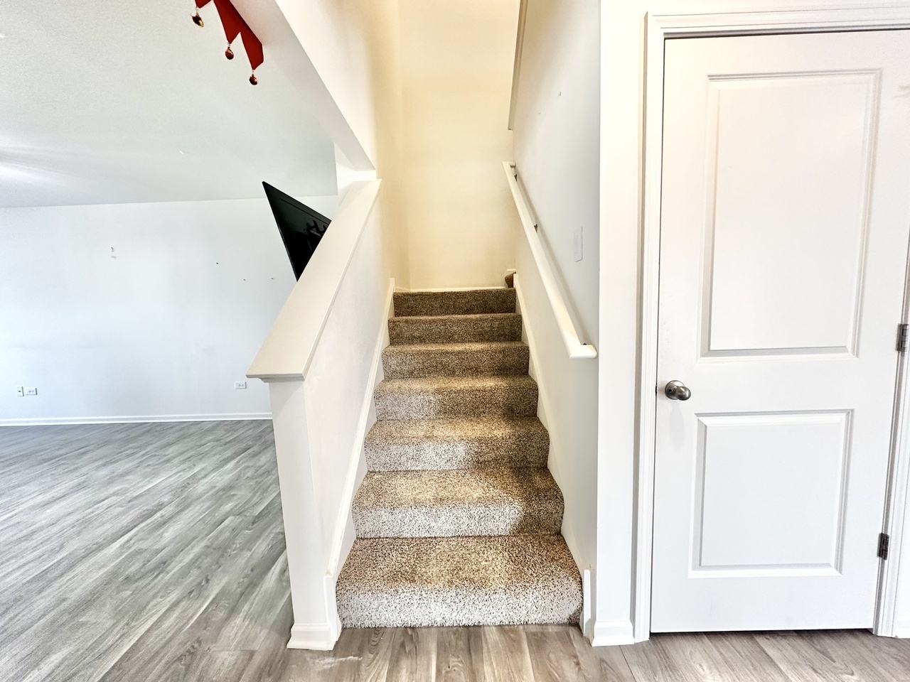 2048 Canyon Creek Court Aurora IL 60503