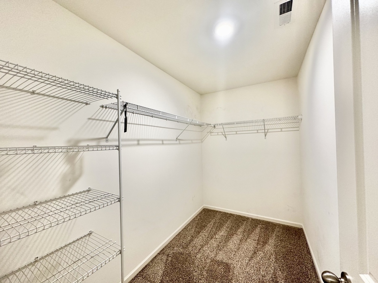 2048 Canyon Creek Court Aurora IL 60503