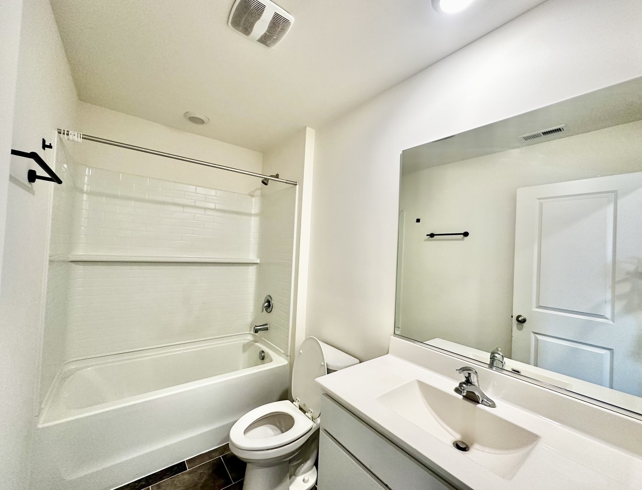2048 Canyon Creek Court Aurora IL 60503