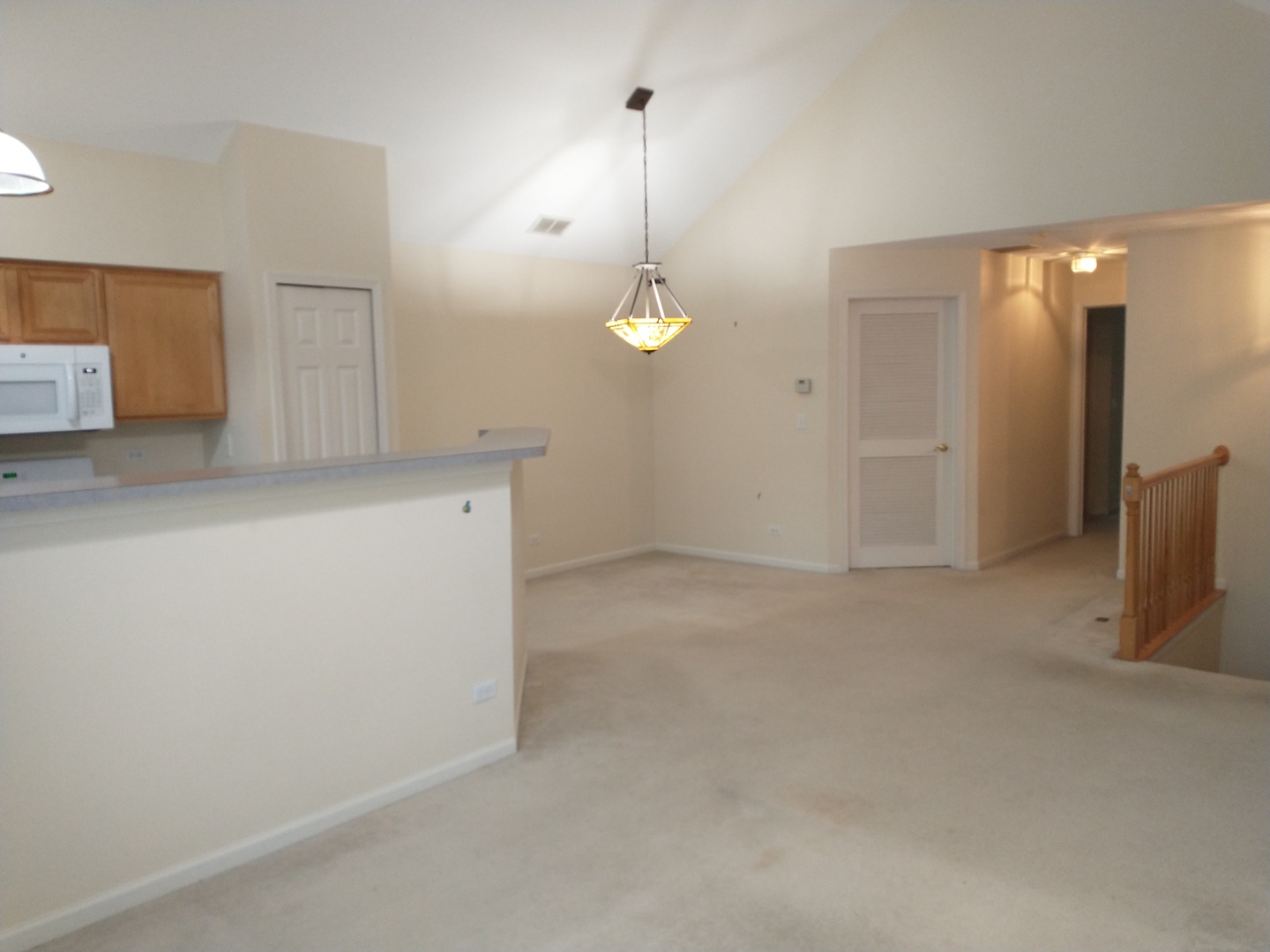 66 Fulbright Lane Schaumburg IL 60194