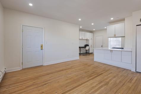 543 East 60th Street Chicago IL 60637