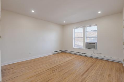 543 East 60th Street Chicago IL 60637