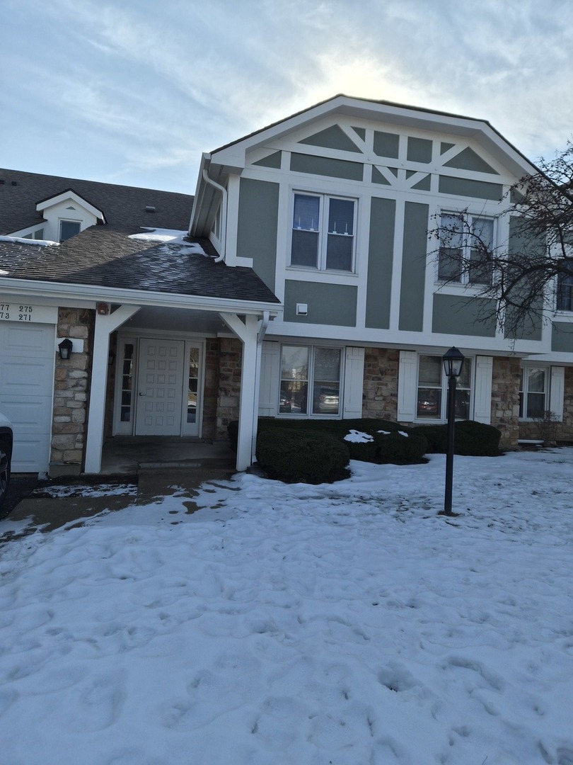 271 Southwick Court Vernon Hills IL 60061