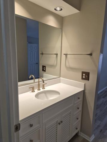 271 Southwick Court Vernon Hills IL 60061