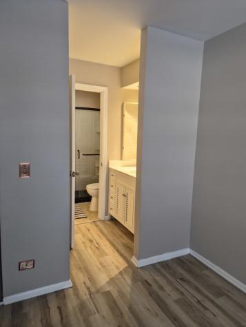 271 Southwick Court Vernon Hills IL 60061
