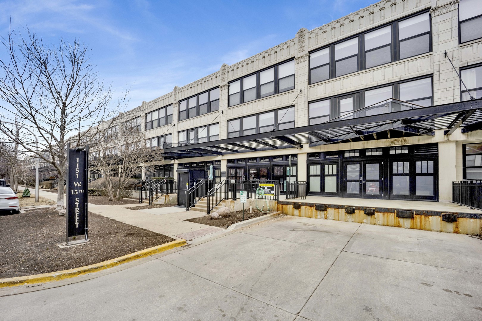 1151 West 15th Street Chicago IL 60608