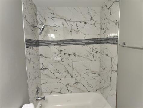 21W581 North Avenue Lombard IL 60148