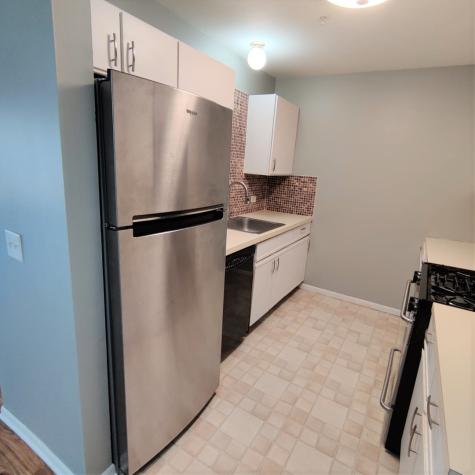 21W581 North Avenue Lombard IL 60148