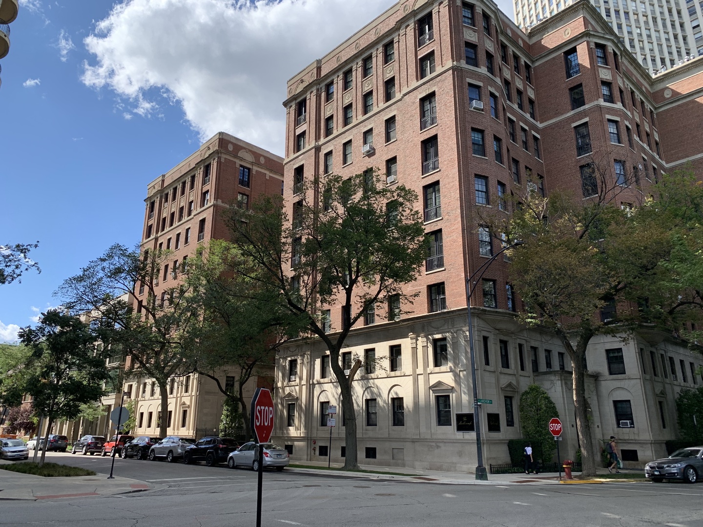 2600 North Lakeview Avenue Chicago IL 60614
