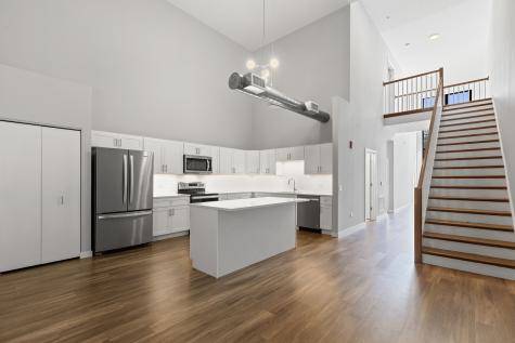 1900 West Lawrence Avenue Chicago IL 60640