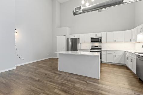1900 West Lawrence Avenue Chicago IL 60640