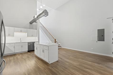 1900 West Lawrence Avenue Chicago IL 60640