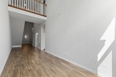 1900 West Lawrence Avenue Chicago IL 60640
